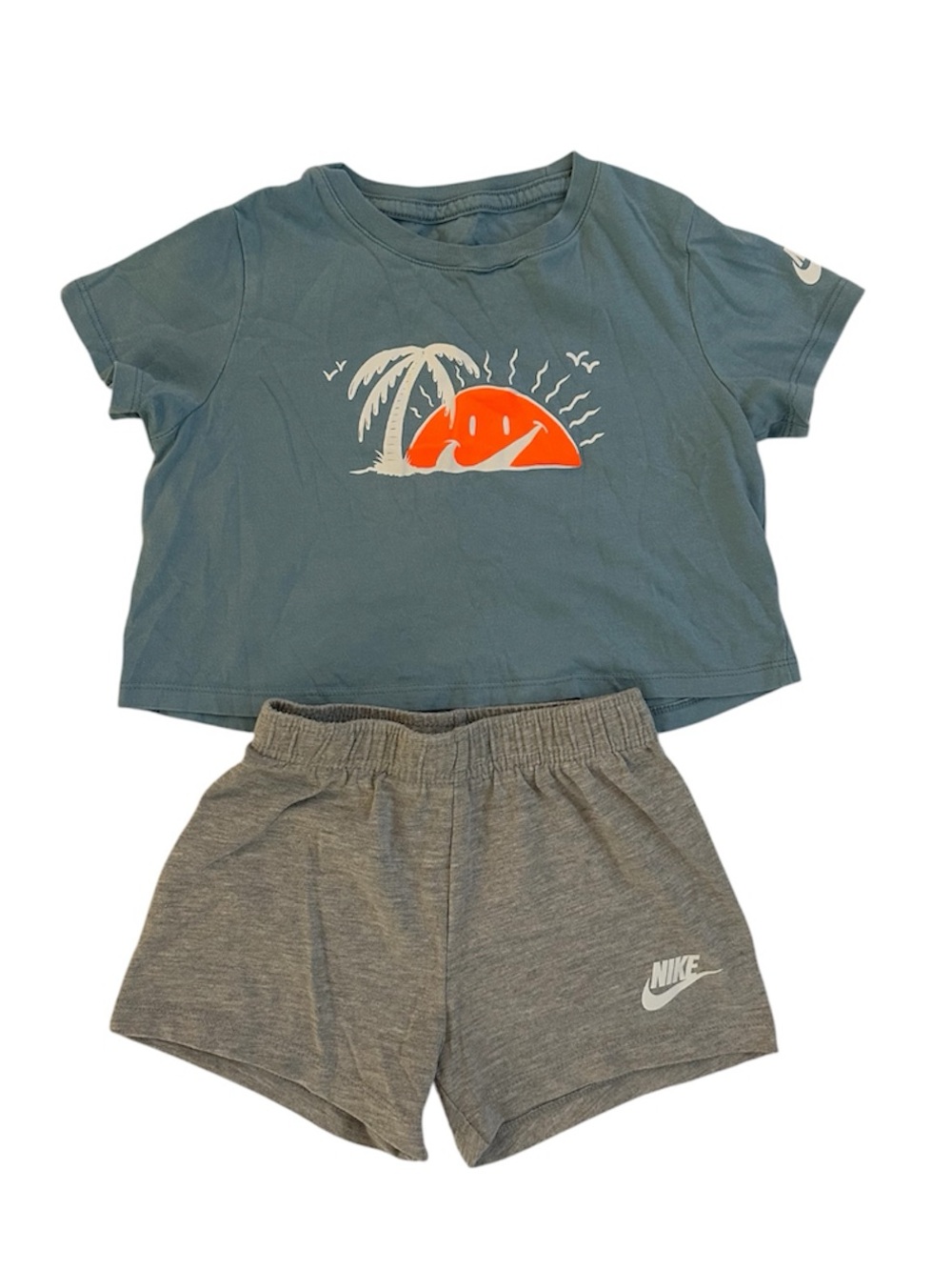 Nike Girls Cropped Teal Tee with Gray Logo Shorts (bonus shorts)